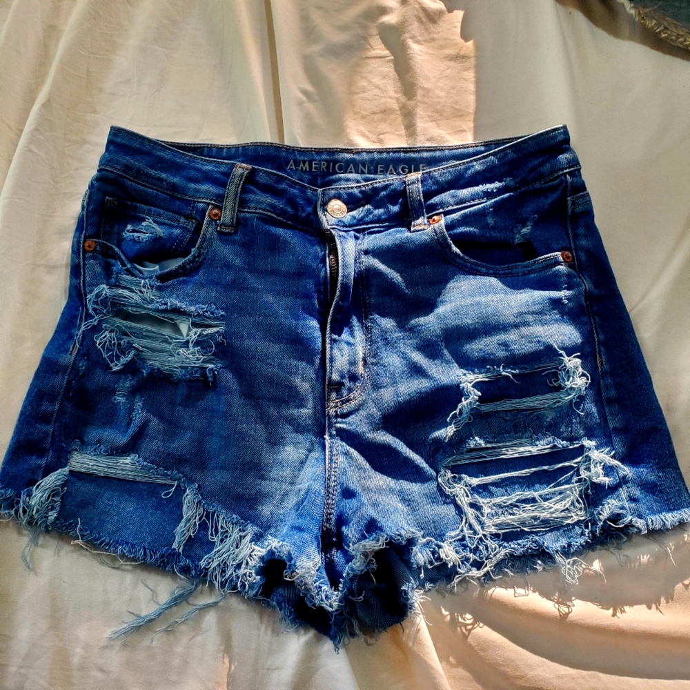 American Eagle mom shorts
